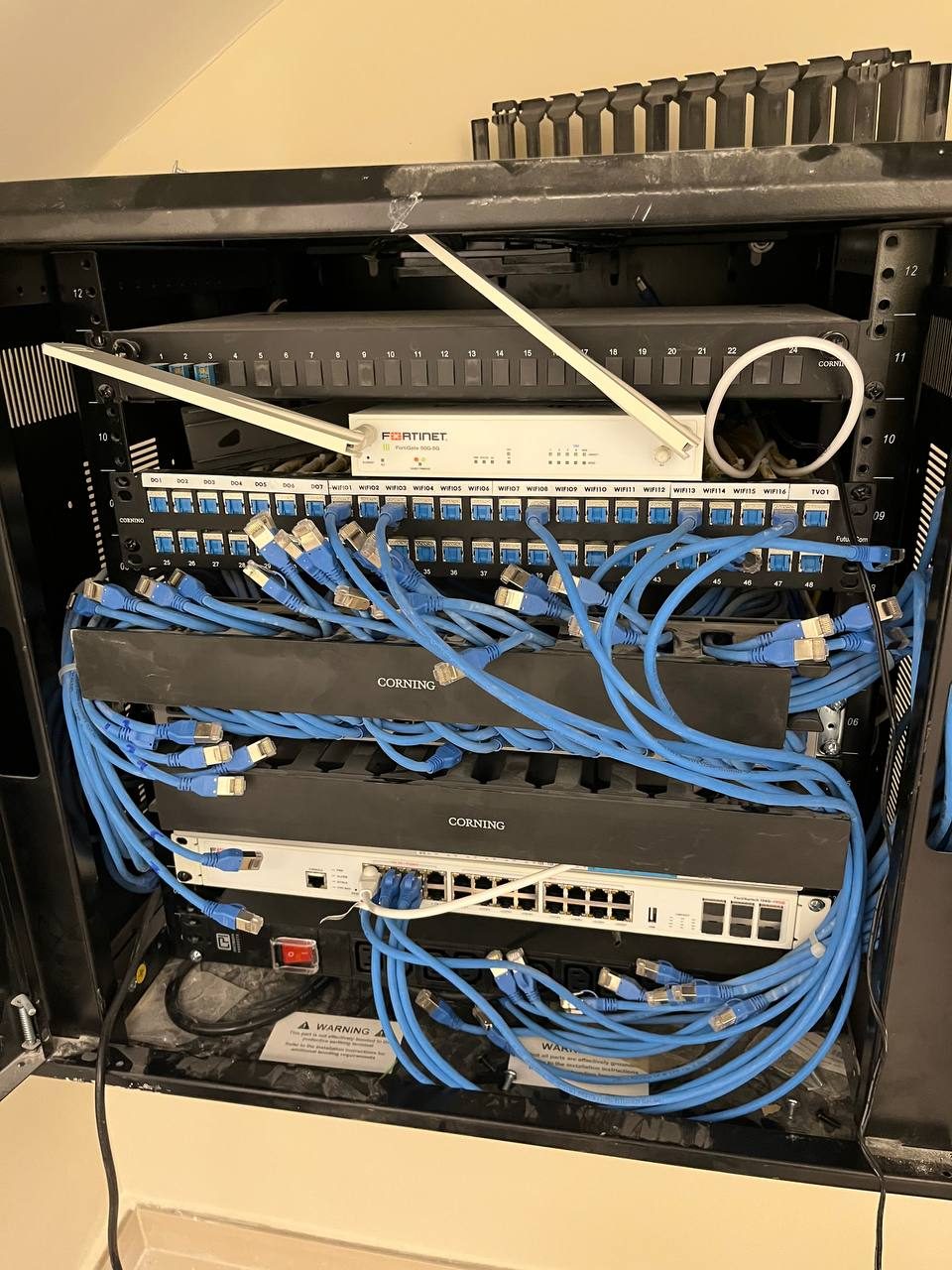 Al-Diriyah firewall cabinet with FortiGate